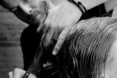 Retrouvez les compléments capillaires Hairskeen dans notre institut situé à Marseille Hairskeen complément capillaire institut Marseille